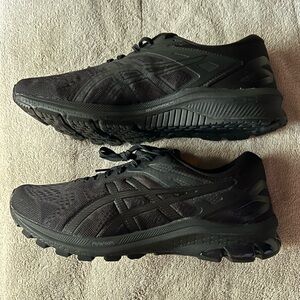 ASICS 11.5 sneakers NWT - Men's Black Athletic Shoes GT 1000 10